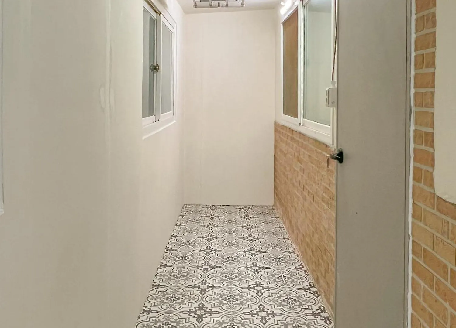 Apartment #Greenline House #Remodeled #6 Guests #2Nd Subway Line #1St Floor Seoul South Korea